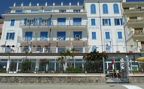 La Balnearia